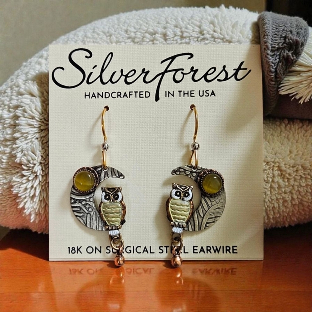 SILVER FOREST OWL ON CRESCENT MOON EARRING - Picture 3 of 16